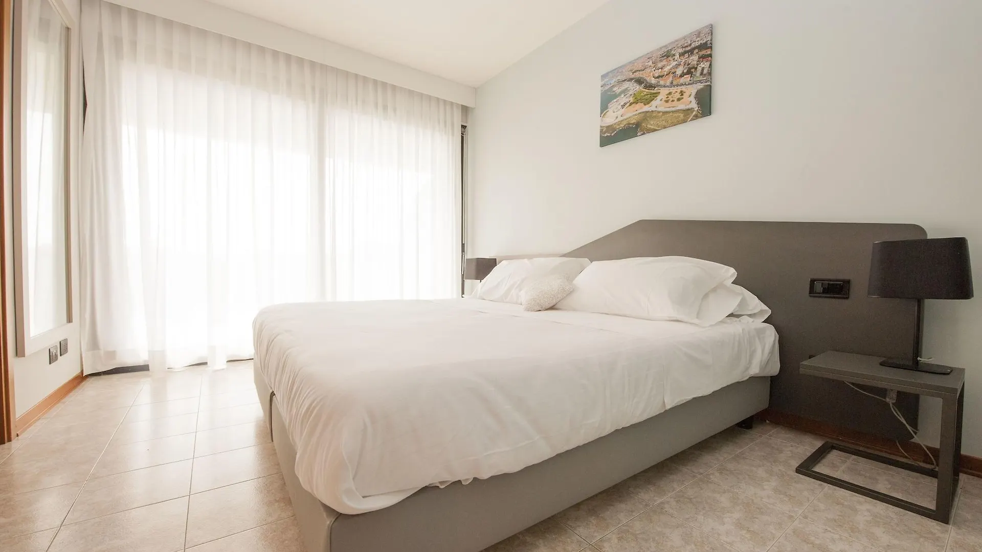 Suites Marilia Apartments - Suite Livorno Holiday Home Group